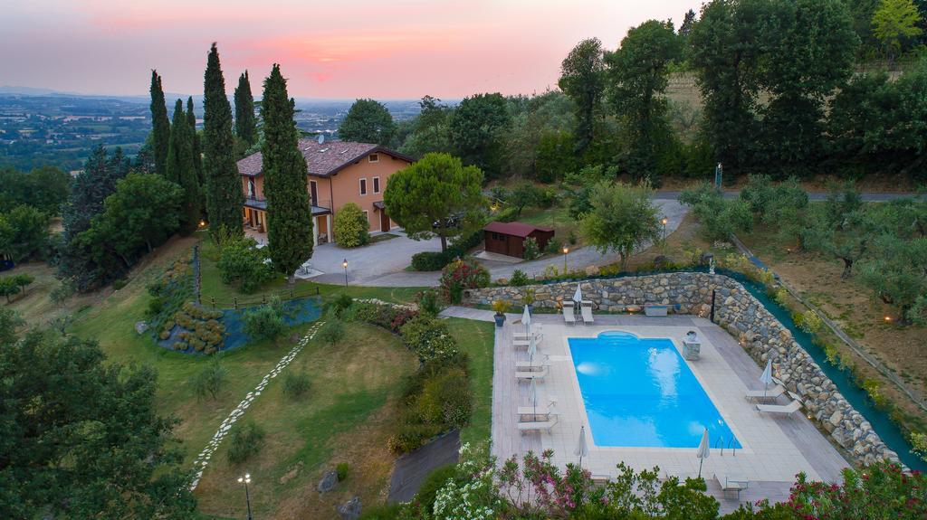 بيرتينورو Residence Villa Degli Ulivi المظهر الخارجي الصورة